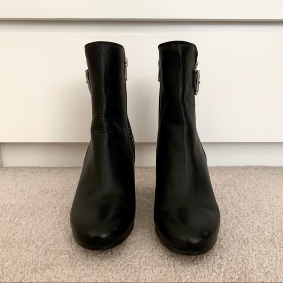 🖤 TOPSHOP Mega Booties 🖤 - Picture 2 of 4